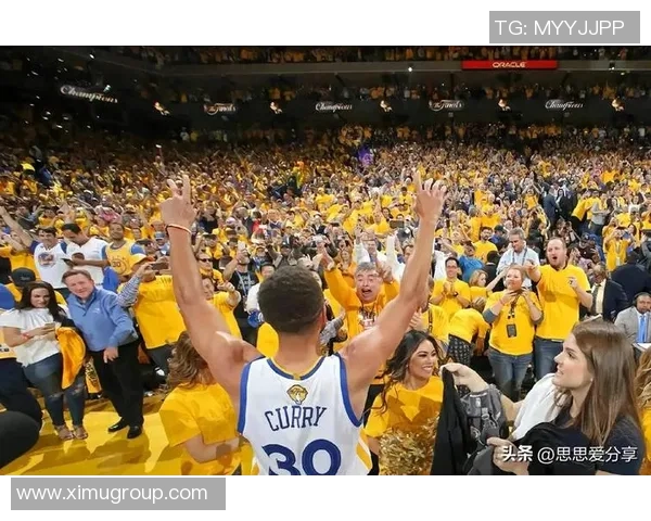 勇士与雷霆西部决赛首战激战正酣谁能抢占先机争夺总决赛资格